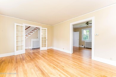 36 Holmes Ct, Albany, NY 12209 - photo 5