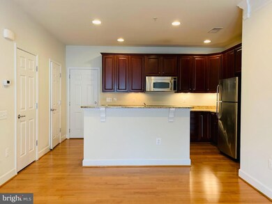 2219 Oberlin Dr unit 331A, Woodbridge, VA 22191 - photo 4
