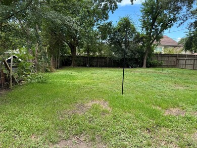 5418 W 43rd St, Houston, TX 77092 - photo 6