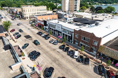 846 W Main St, Lake Geneva, WI 53147 - photo 3