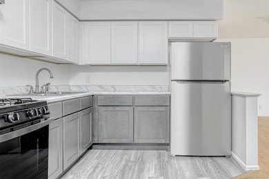 220 Kearsing Pkwy unit F, Monsey, NY 10952 - photo 6