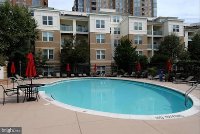 The Savoy unit 445, Reston, VA 20190 - photo 3