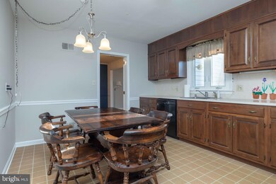 2612 Longfellow Dr, Wilmington, DE 19808 - photo 5