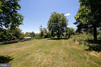 1621 Pondview Dr, Winchester, VA 22601 - photo 2