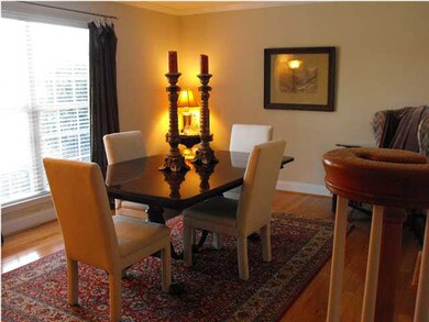 Dinning Room With Hardwood Floors