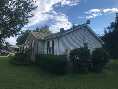 147 Cessna Ln, Shelbyville, TN 37160 - photo 7