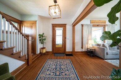 6-web-or-mls-1745-coit-ave-ne