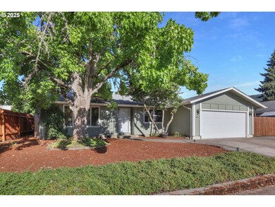 415 67th St, Springfield, OR 97478 - photo 4