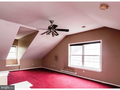 1301 Reagan Ct unit 1301, Norristown, PA 19403 - photo 5