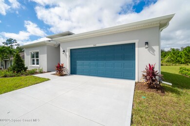 542 de Groodt Rd SW, Palm Bay, FL 32908 - photo 4