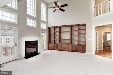 42076 Foley Headwaters St, Aldie, VA 20105 - photo 5