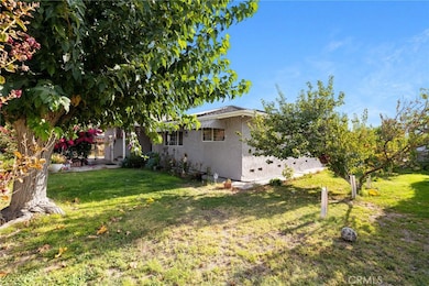 304 Adams St, Taft, CA 93268 - photo 5