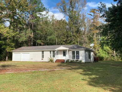 Welcome to 3960 Hwy 17A