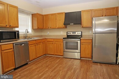 8 Lotus Dr, Martinsburg, WV 25404 - photo 5