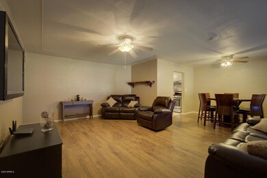 Family room 2