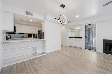 280 S Avenida Caballeros unit 116, Palm Springs, CA 92262 - photo 6