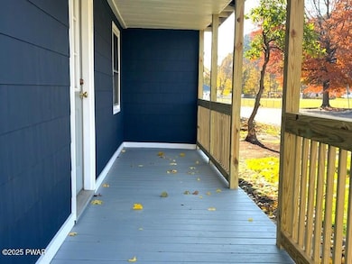 606 Avenue H, Matamoras, PA 18336 - photo 5