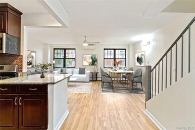 383 E 10th St unit D4, New York, NY 10009 - photo 3