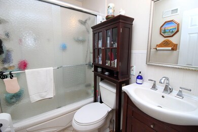 128 Gervil St unit 124, Staten Island, NY 10309 - photo 7