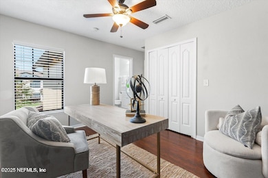 Bedroom 2 to Bathroom