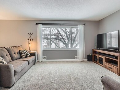 9373 Juneau Ln N, Maple Grove, MN 55369 - photo 3