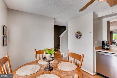 959 N Angel Valley Ct, Edgewood, MD 21040 - photo 5