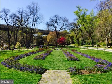 2302 N Franklin St unit UPPER APARTMENT (B)., Wilmington, DE 19802 - photo 2