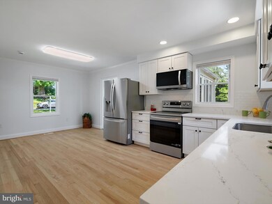 10109 Lorain Ave, Silver Spring, MD 20901 - photo 7