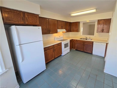 5221 Johnstown Ln, Virginia Beach, VA 23464 - photo 4