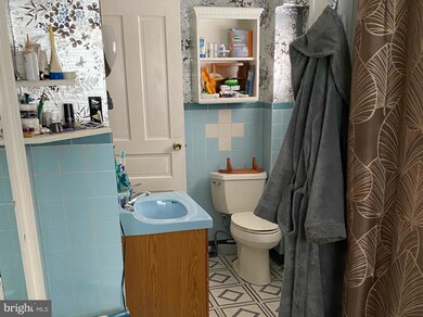 1350 Buttonwood St, Reading, PA 19604 - photo 7