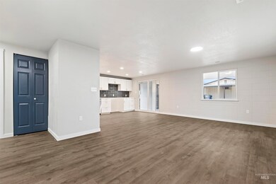 1504 E Sherman Ave, Nampa, ID 83686 - photo 6