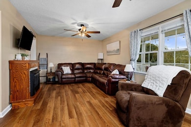 366 Smoky Row Rd, Staunton, VA 24401 - photo 3