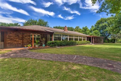 10900 S Sooner Rd, Oklahoma City, OK 73165 - photo 4