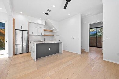 2706 Stacy Ln unit 2, Austin, TX 78704 - photo 7