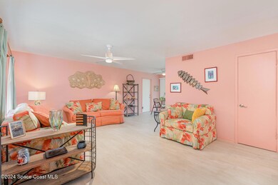 Living area 968 Trinidad 005_file_112