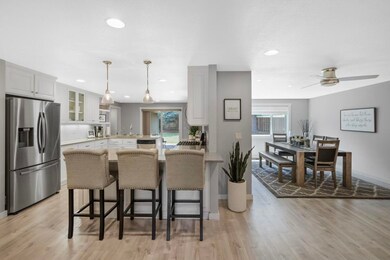 1691 NE Crestridge Dr, Bend, OR 97701 - photo 6