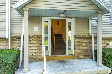 Condo unit is right up the stairs and on your right (wreath on the door)!