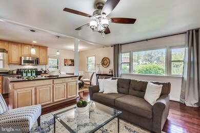 6613 Beddoo St, Alexandria, VA 22306 - photo 5