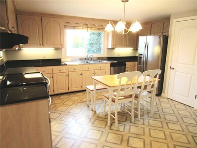 10 Valley View Dr, Cumberland, RI 02864 - photo 6