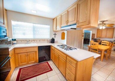 Breakfast bar in the kitchen which also overlooks 