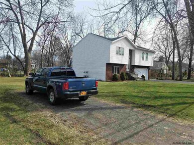 77 Sherwood Ave, Rensselaer, NY 12144 - photo 3