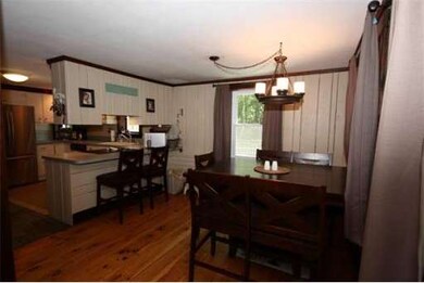 142 Chestnut St, Hudson, MA 01749 - photo 6