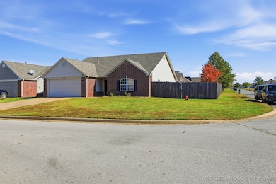 8993 S 257th East Place, Broken Arrow, OK 74014 - photo 3