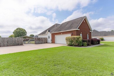 415 Erin Way, Warner Robins, GA 31088 - photo 3