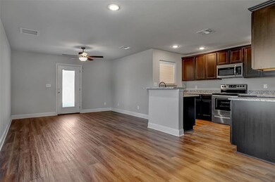 2739 W Washington St, Denison, TX 75020 - photo 3