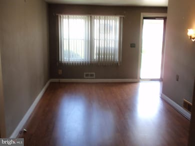 3643 Lyndale Ave, Baltimore, MD 21213 - photo 2