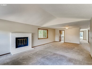 9020 SW Pinto Ct, Beaverton, OR 97008 - photo 7