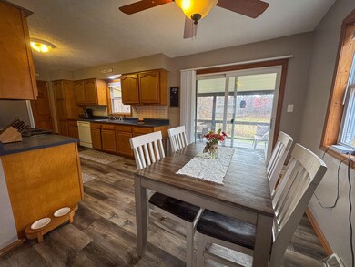 12278 N Willow Rd, Bitely, MI 49309 - photo 5