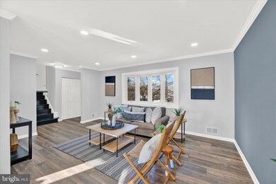 6015 Mustang Ct, Riverdale, MD 20737 - photo 6