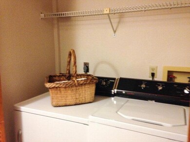 422 Northcutt Dr, Alamo, TX 78516 - photo 6